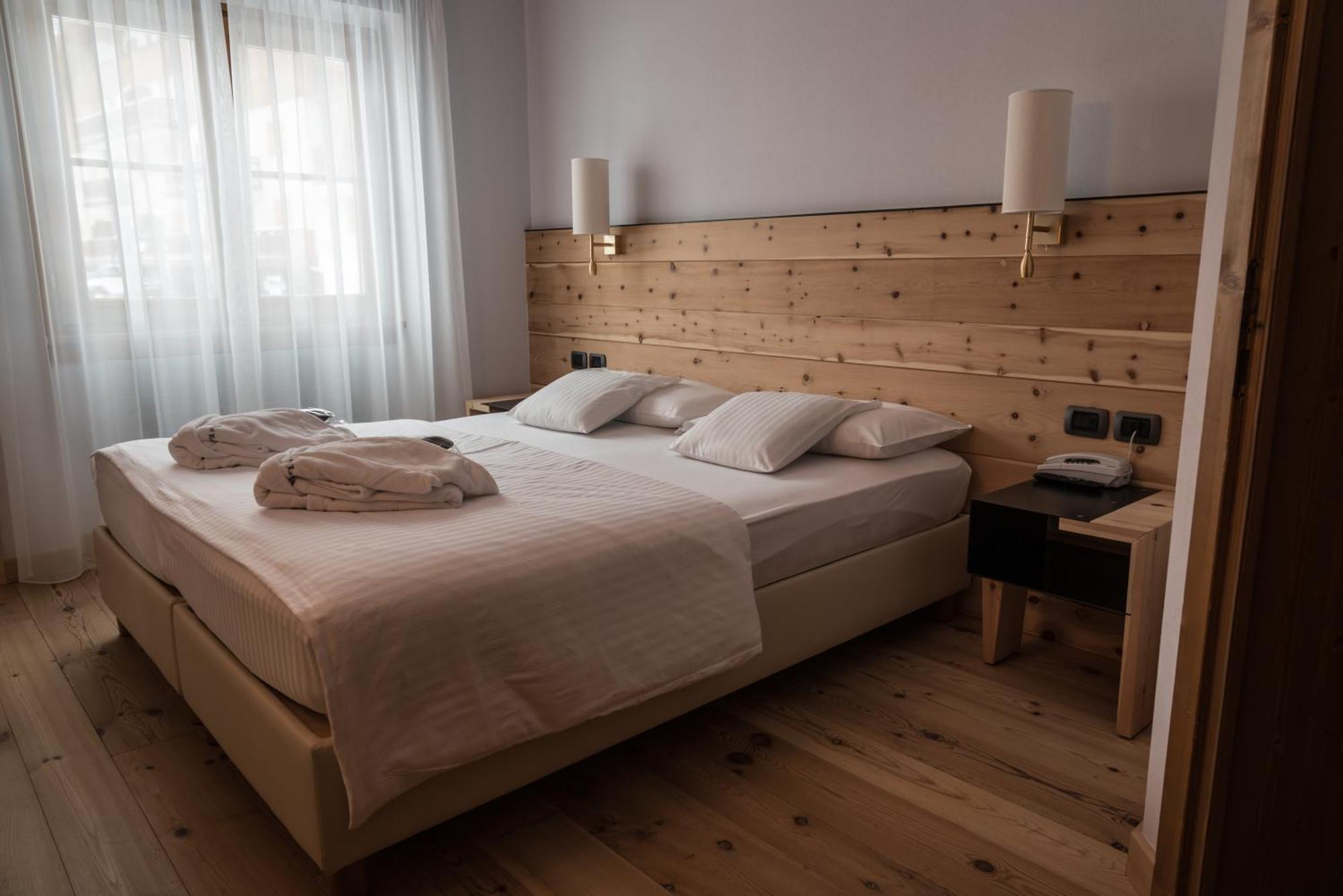 Chalet Laura Lodge Hotel Madonna di Campiglio Luaran gambar