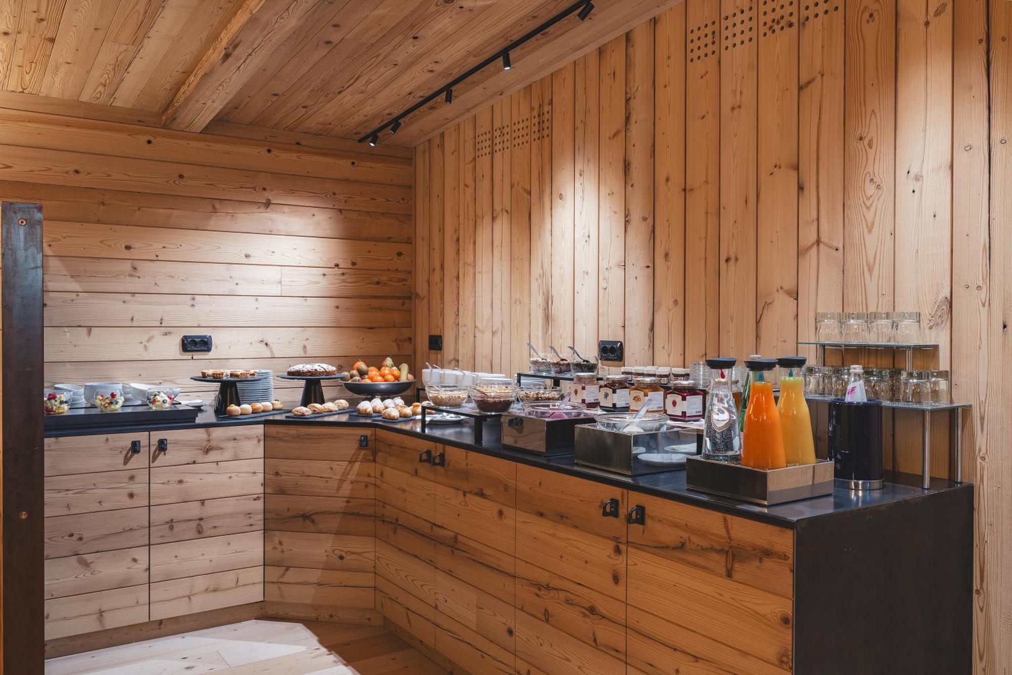 Chalet Laura Lodge Hotel Madonna di Campiglio Luaran gambar